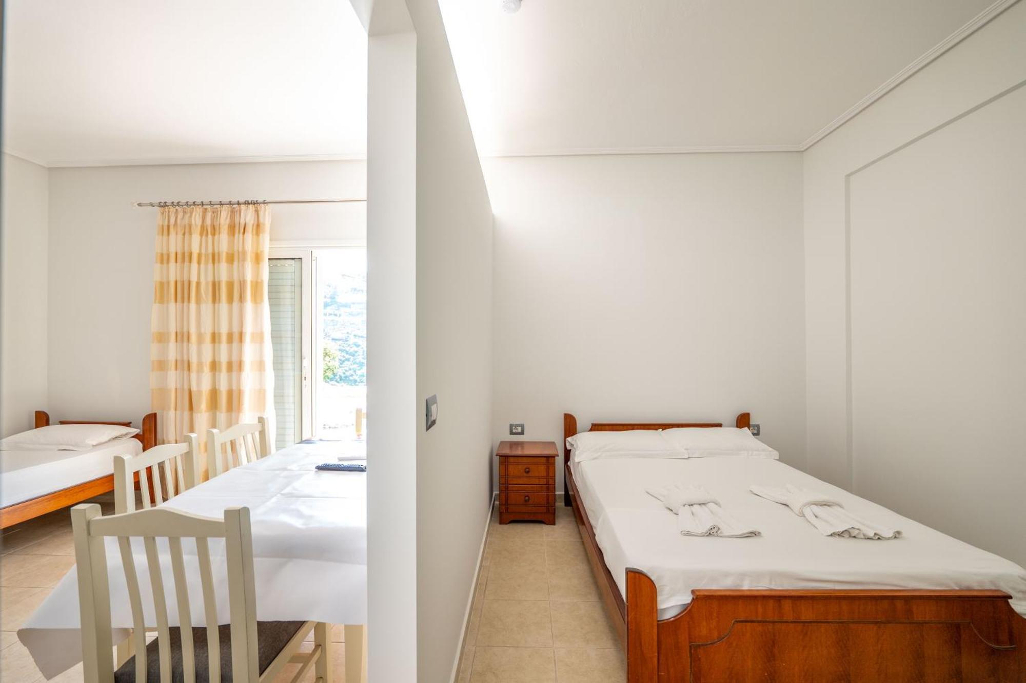 Vila Celi Saranda Extérieur photo