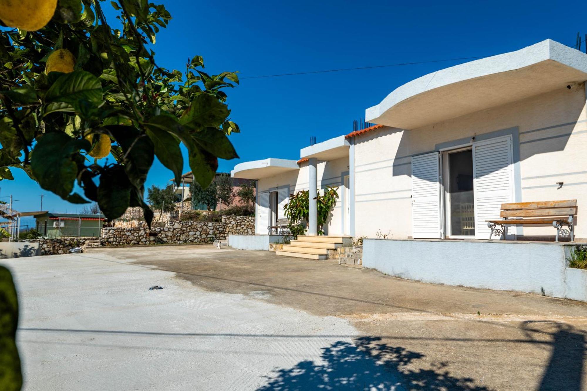 Vila Celi Saranda Extérieur photo